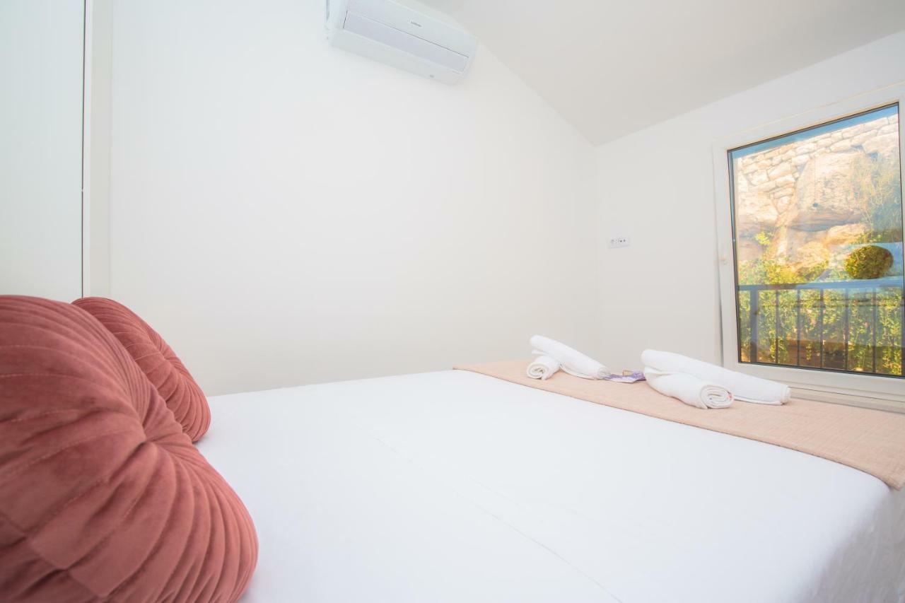 Capocesto Apartment *