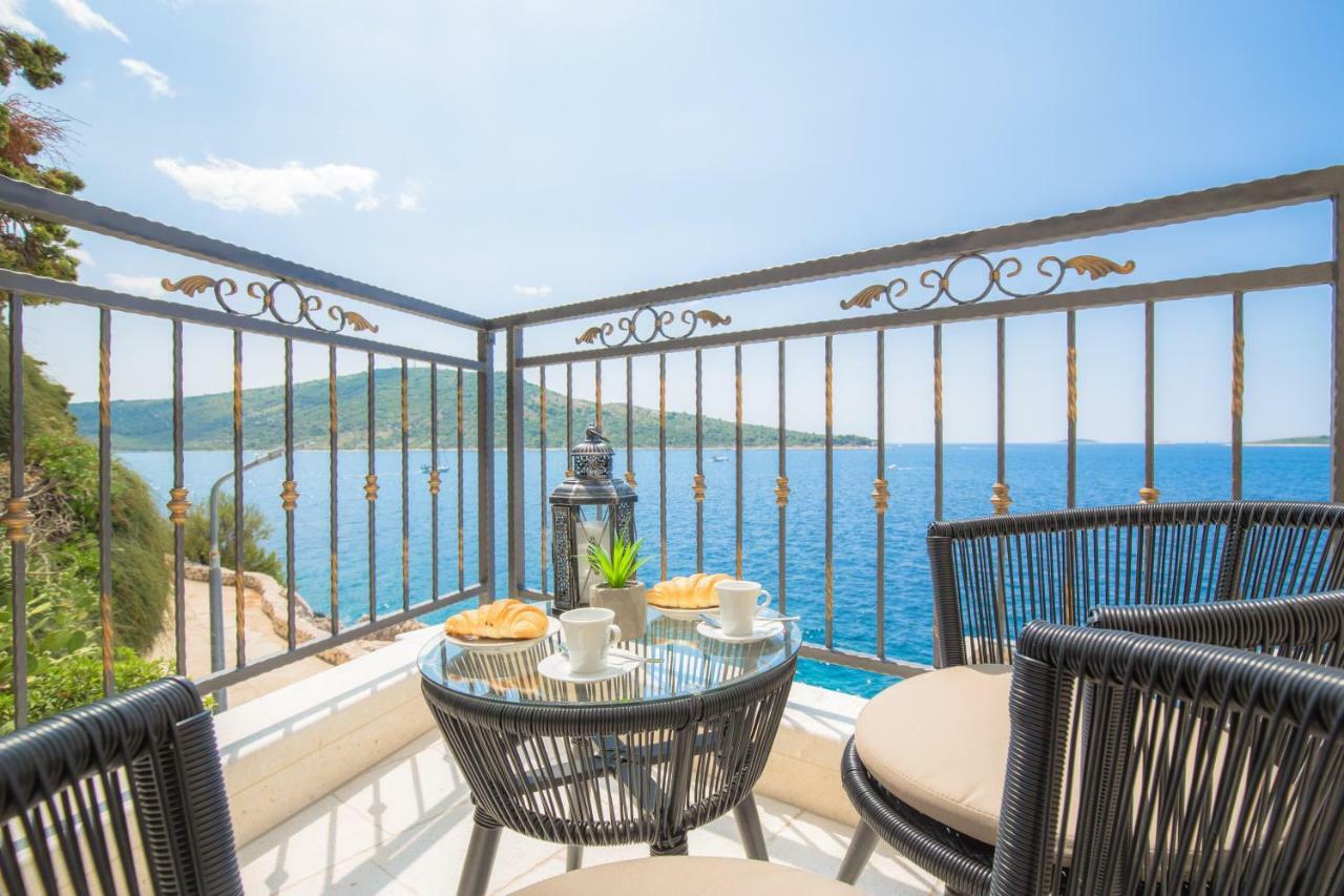 Capocesto Apartment *